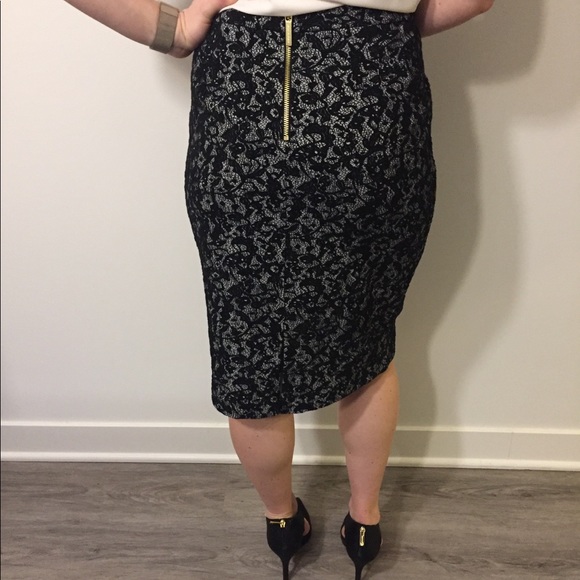 NWT Michael Kors pencil skirt size medium - Picture 2 of 8